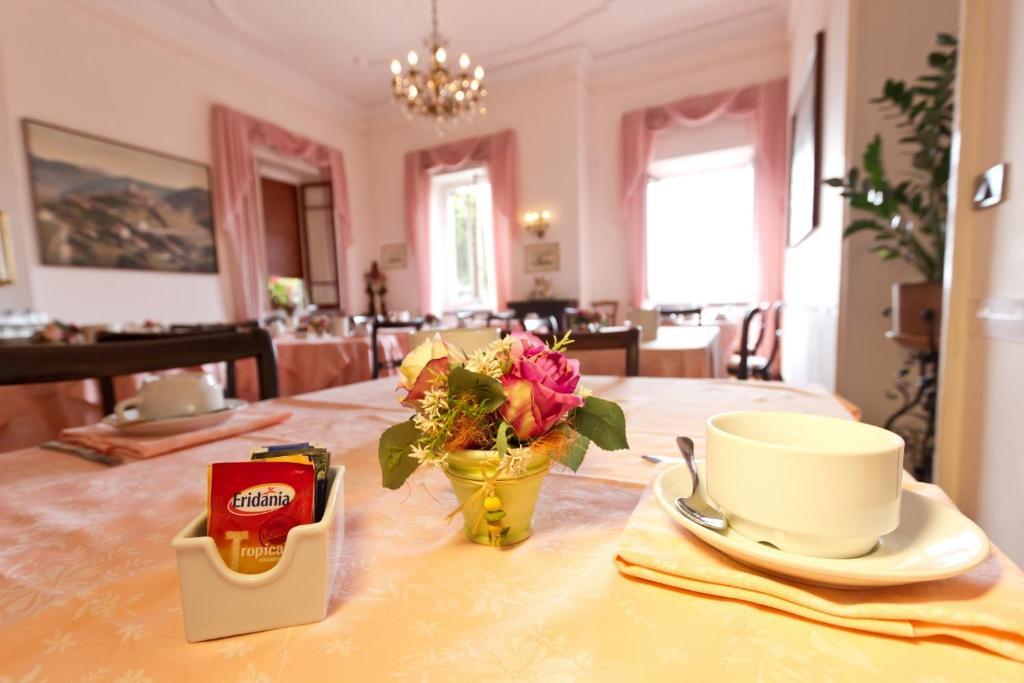 Hotel La Vela-Castello Il Rifugio Santa Margherita Ligure Ngoại thất bức ảnh